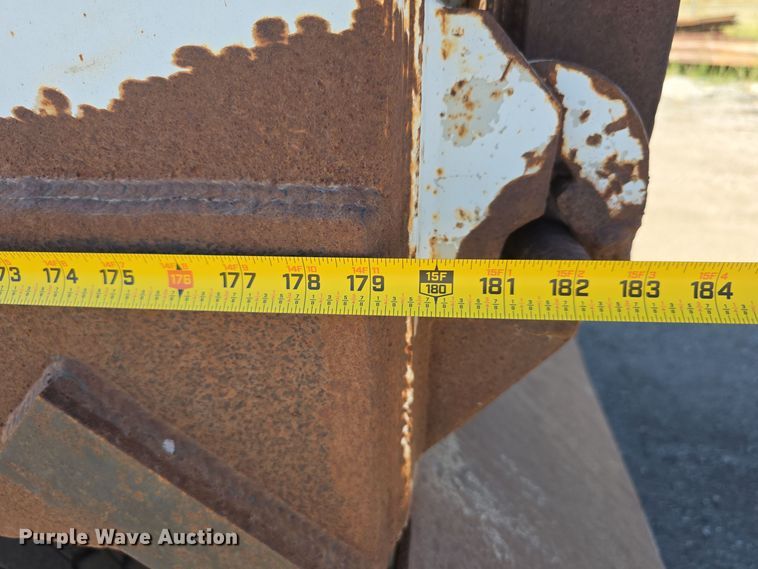 image for item DO5451 1999 Mack RD688S dump truck