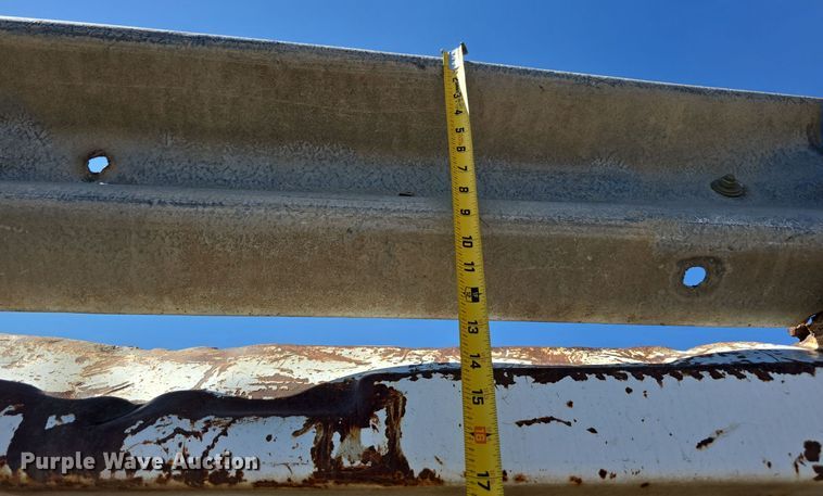 image for item DO5451 1999 Mack RD688S dump truck