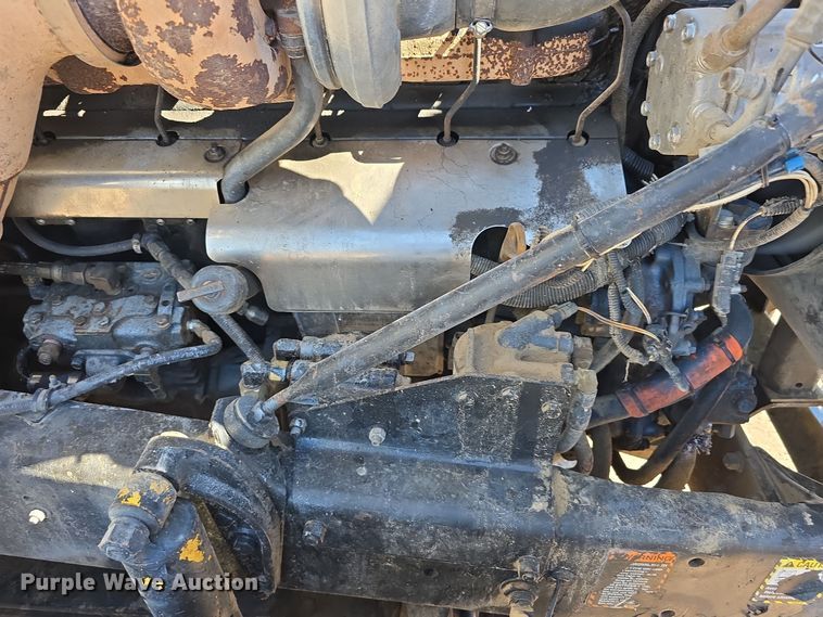 image for item DO5451 1999 Mack RD688S dump truck