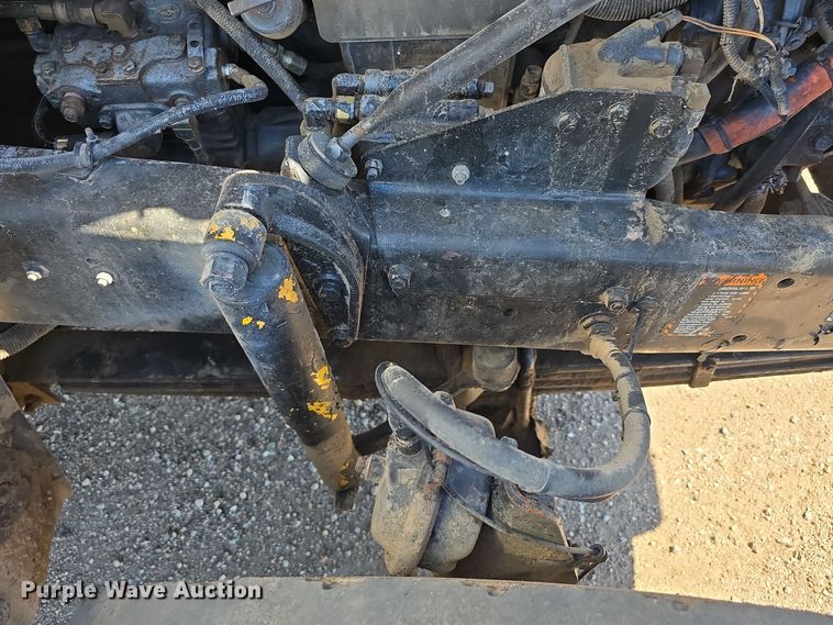 image for item DO5451 1999 Mack RD688S dump truck