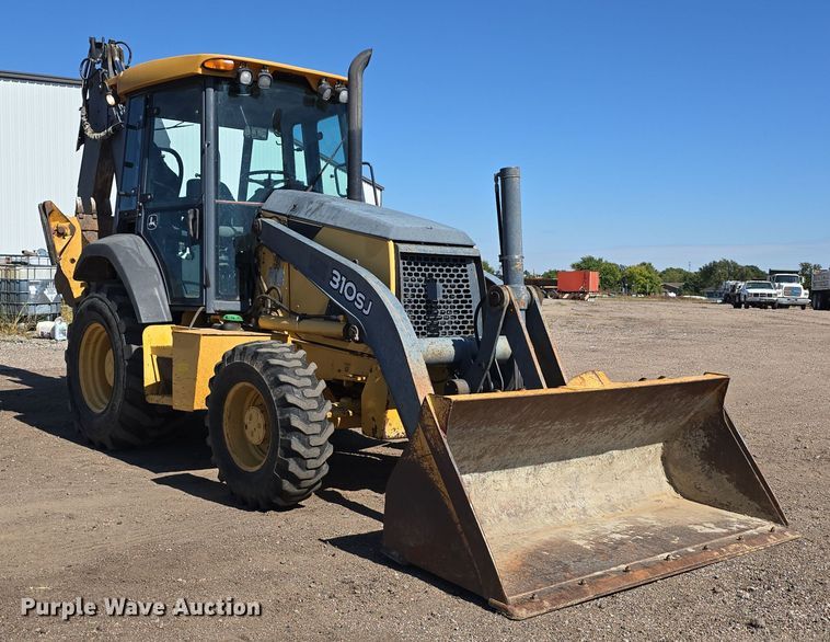 image for item DO5461 2007 John Deere 310SJ backhoe