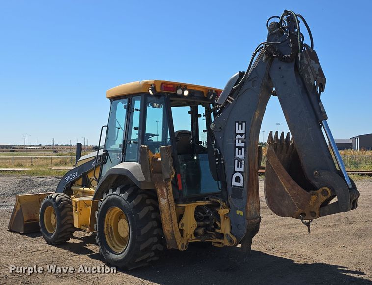 image for item DO5461 2007 John Deere 310SJ backhoe