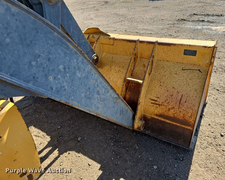 image for item DO5461 2007 John Deere 310SJ backhoe