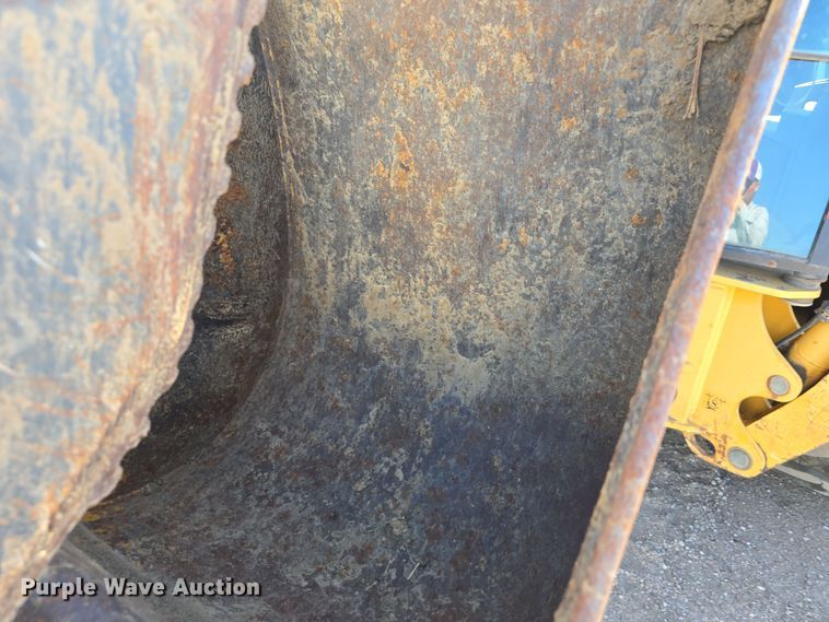 image for item DO5461 2007 John Deere 310SJ backhoe