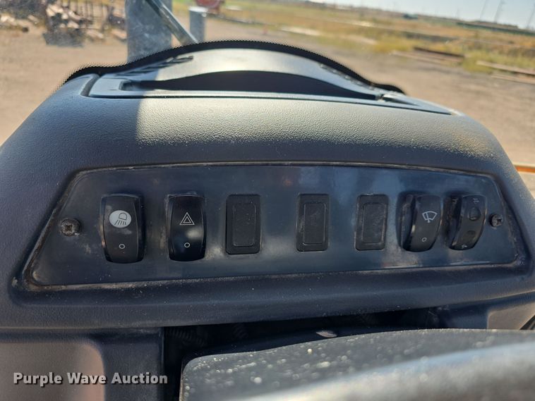 image for item DO5461 2007 John Deere 310SJ backhoe