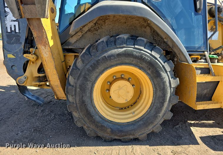 image for item DO5461 2007 John Deere 310SJ backhoe