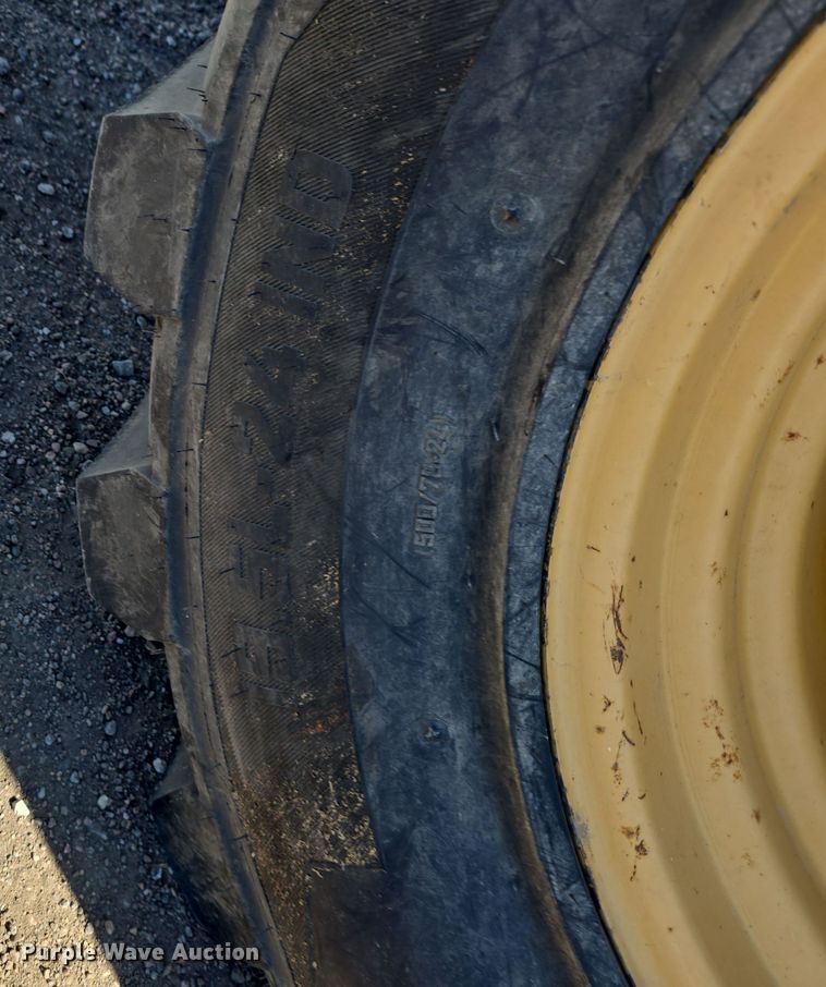 image for item DO5461 2007 John Deere 310SJ backhoe