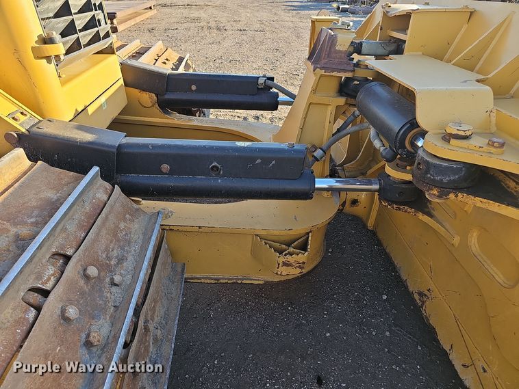 image for item DO5463 2014 Caterpillar D6N T4 LGP dozer