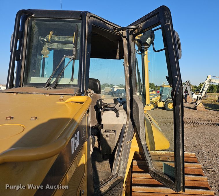 image for item DO5463 2014 Caterpillar D6N T4 LGP dozer