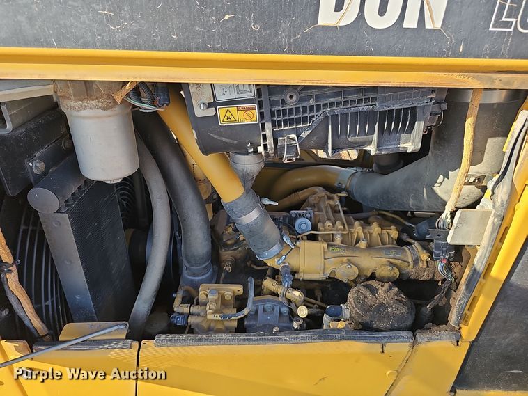 image for item DO5463 2014 Caterpillar D6N T4 LGP dozer
