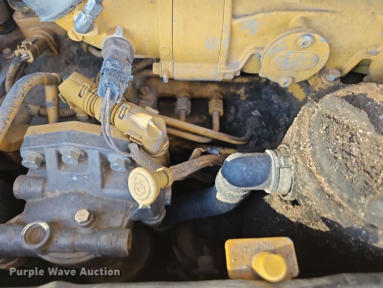 image for item DO5463 2014 Caterpillar D6N T4 LGP dozer