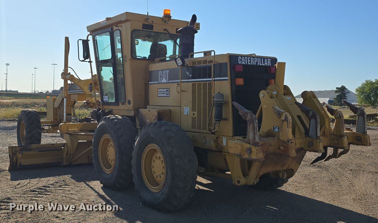 image for item DO5464 2000 Caterpillar 140 VHP motor grader
