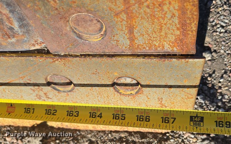 image for item DO5464 2000 Caterpillar 140 VHP motor grader