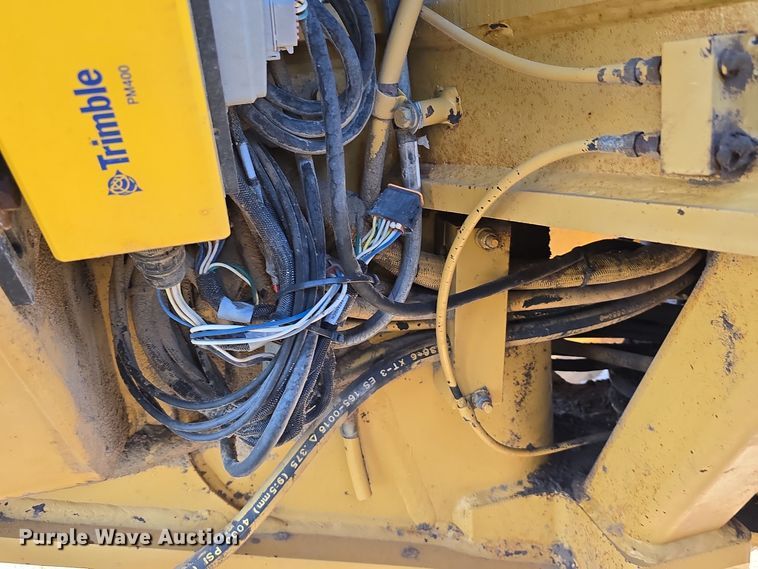 image for item DO5464 2000 Caterpillar 140 VHP motor grader