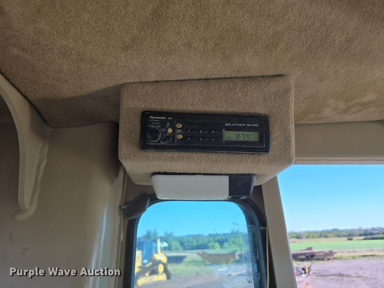 image for item DO5464 2000 Caterpillar 140 VHP motor grader