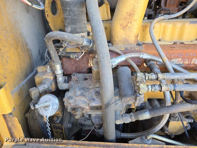image for item DO5464 2000 Caterpillar 140 VHP motor grader