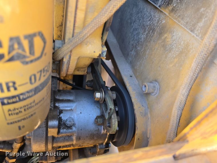 image for item DO5464 2000 Caterpillar 140 VHP motor grader