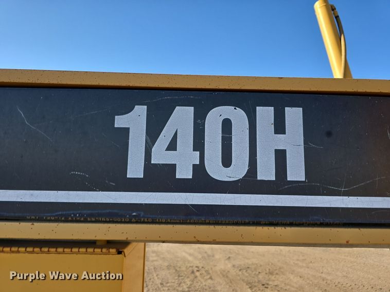 image for item DO5464 2000 Caterpillar 140 VHP motor grader