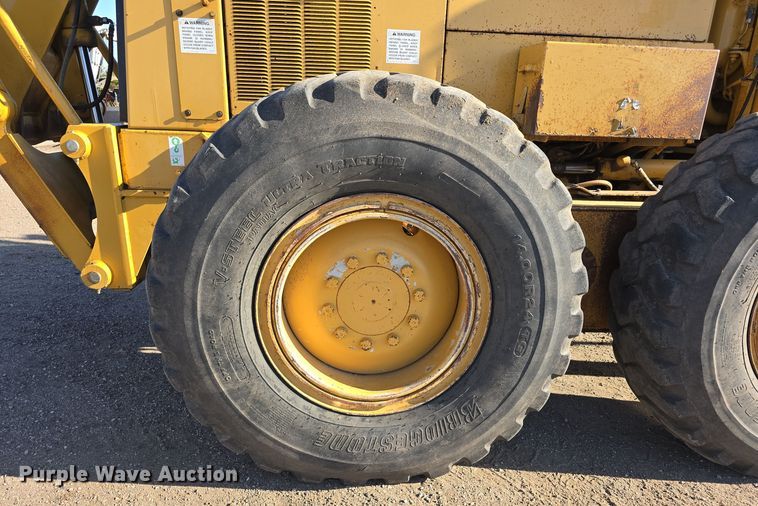 image for item DO5464 2000 Caterpillar 140 VHP motor grader