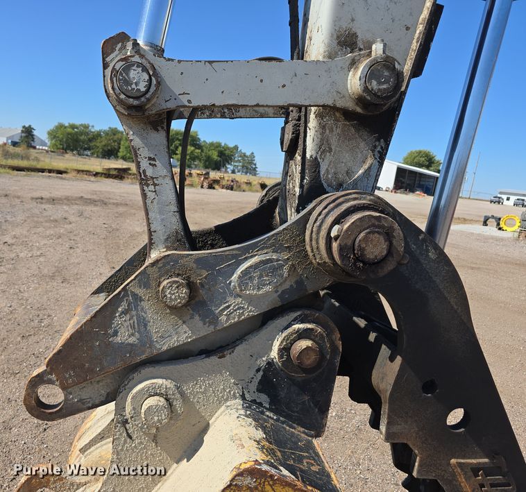 image for item DO5465 2015 Takeuchi TB1140 Series 2 mini excavator