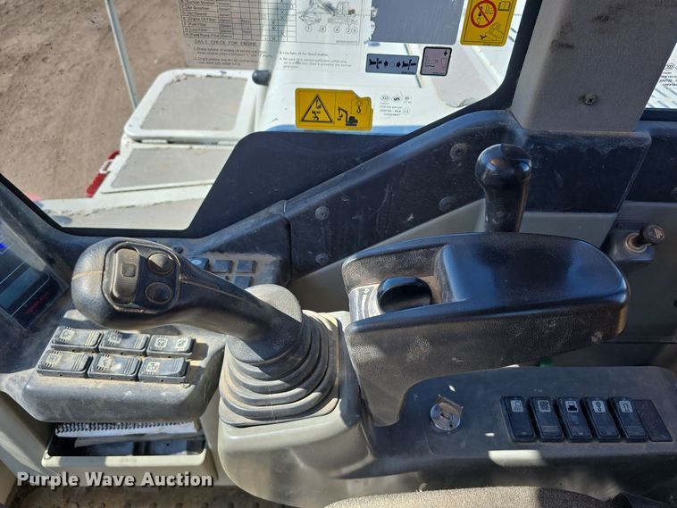 image for item DO5465 2015 Takeuchi TB1140 Series 2 mini excavator