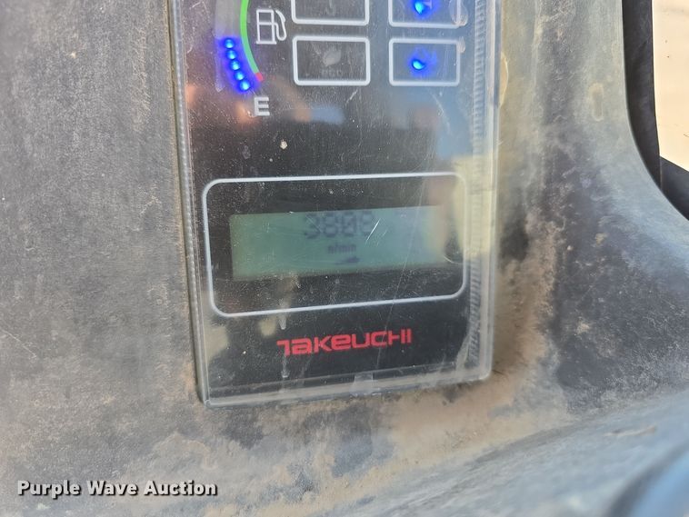 image for item DO5465 2015 Takeuchi TB1140 Series 2 mini excavator