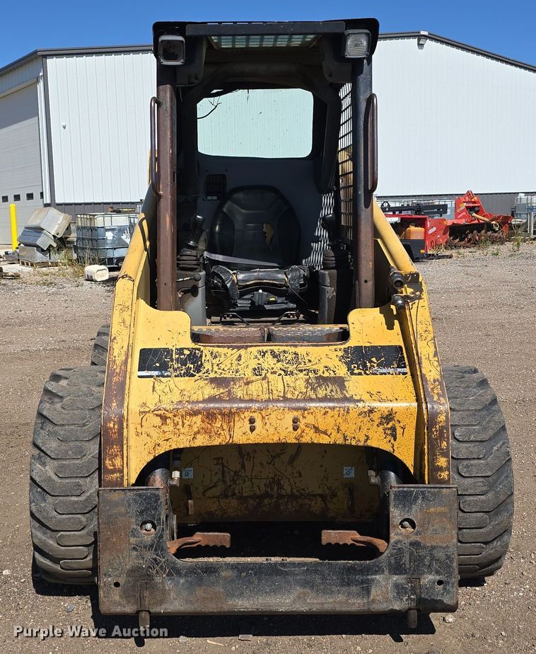 image for item DO5466 2001 Caterpillar 246 skid steer loader