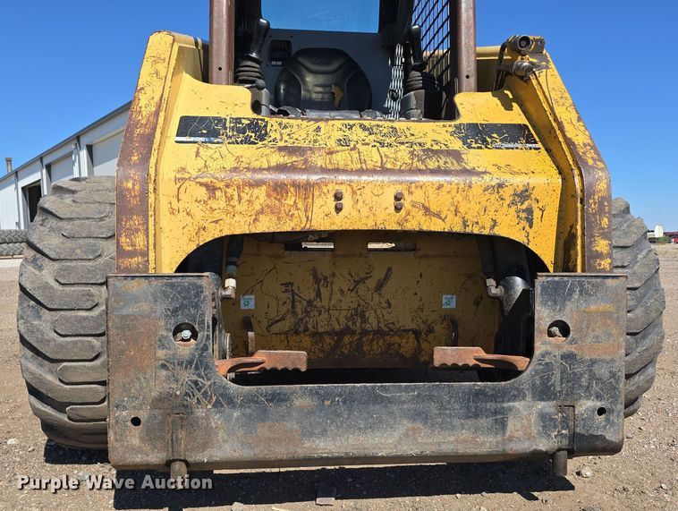 image for item DO5466 2001 Caterpillar 246 skid steer loader