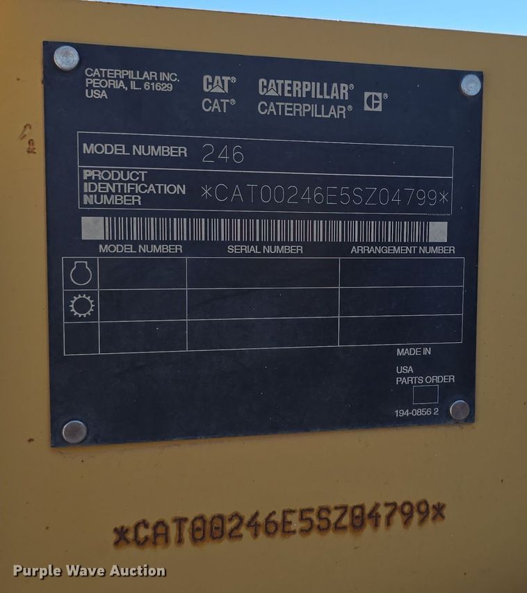 image for item DO5466 2001 Caterpillar 246 skid steer loader