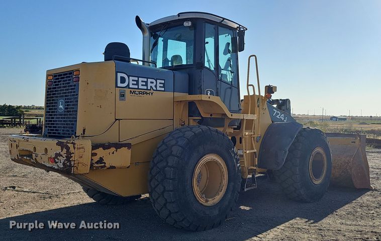 image for item DO5467 2005 John Deere 724J wheel loader