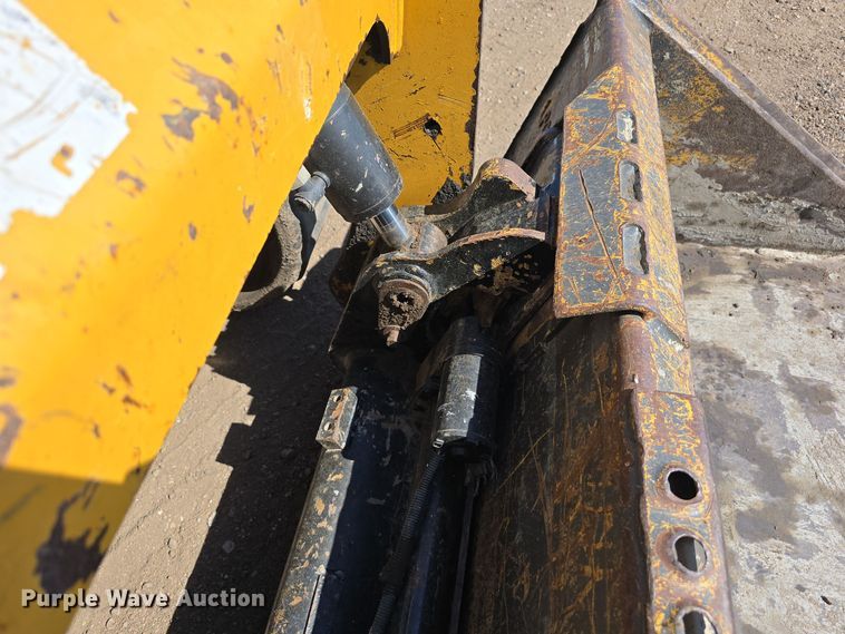 image for item DO5477 2015 Caterpillar 259D tracked skid steer loader