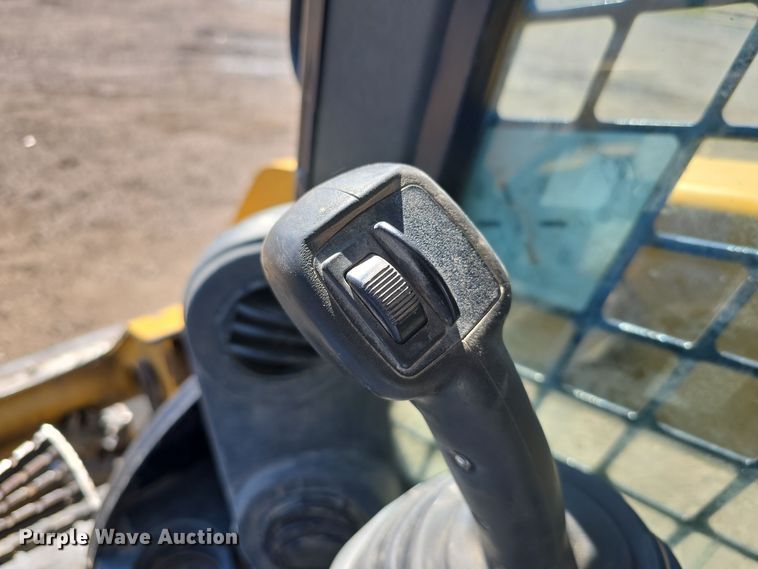 image for item DO5477 2015 Caterpillar 259D tracked skid steer loader