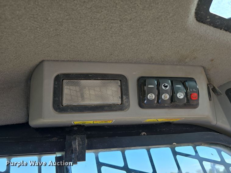 image for item DO5477 2015 Caterpillar 259D tracked skid steer loader