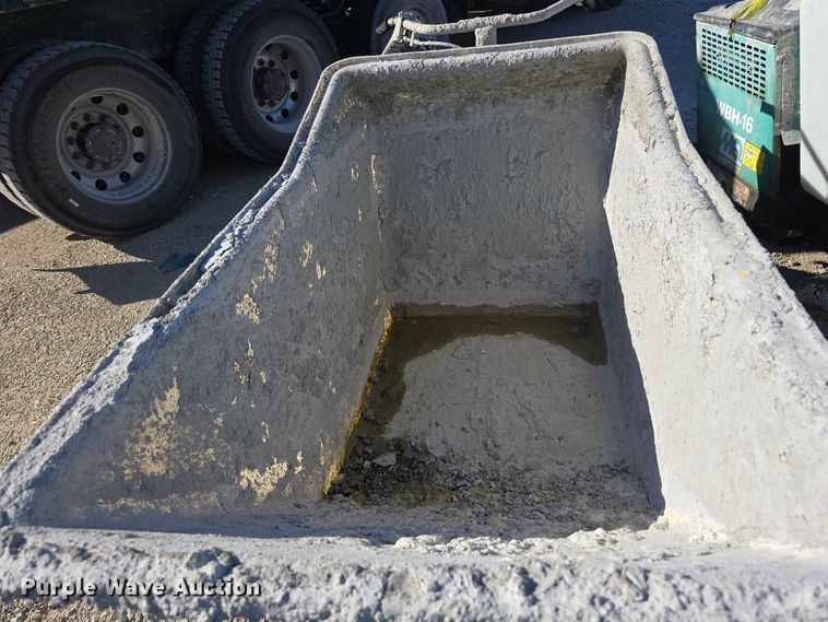 image for item DO5528 (2) concrete buggies