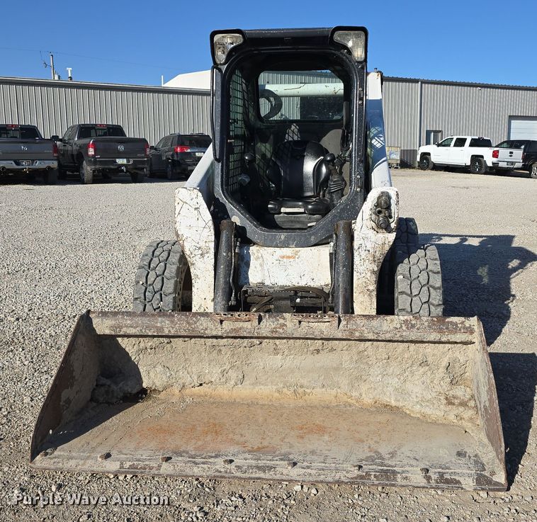 image for item DO5529 2016 Bobcat S750 skid steer loader