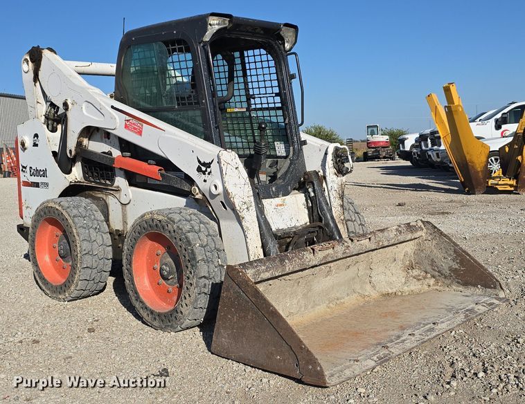 image for item DO5529 2016 Bobcat S750 skid steer loader