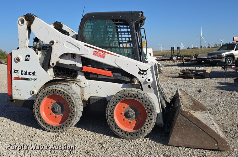 image for item DO5529 2016 Bobcat S750 skid steer loader