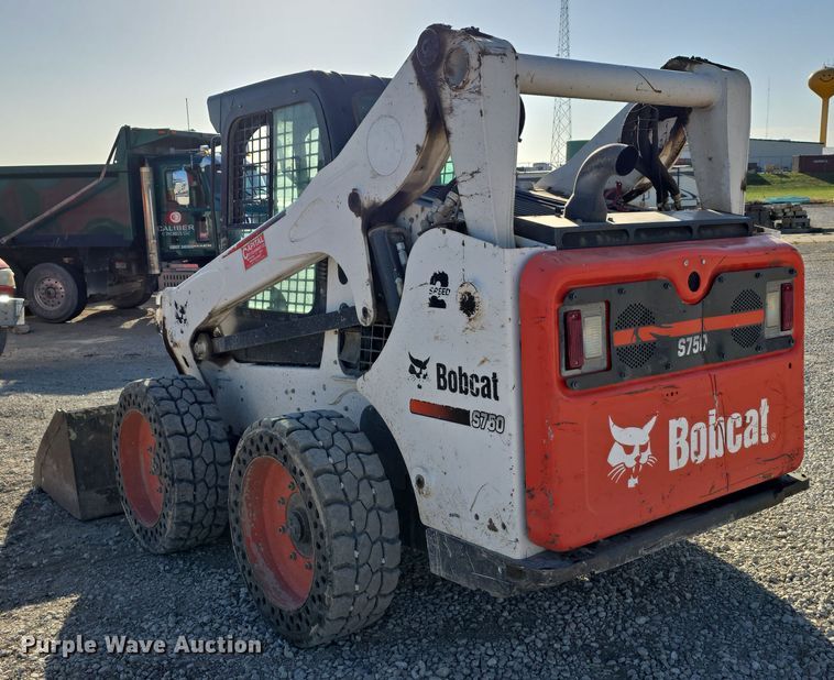 image for item DO5529 2016 Bobcat S750 skid steer loader