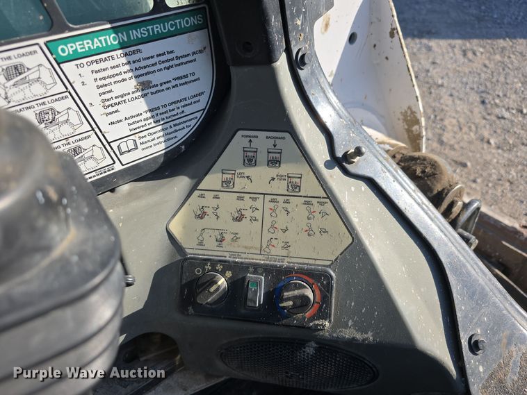 image for item DO5529 2016 Bobcat S750 skid steer loader