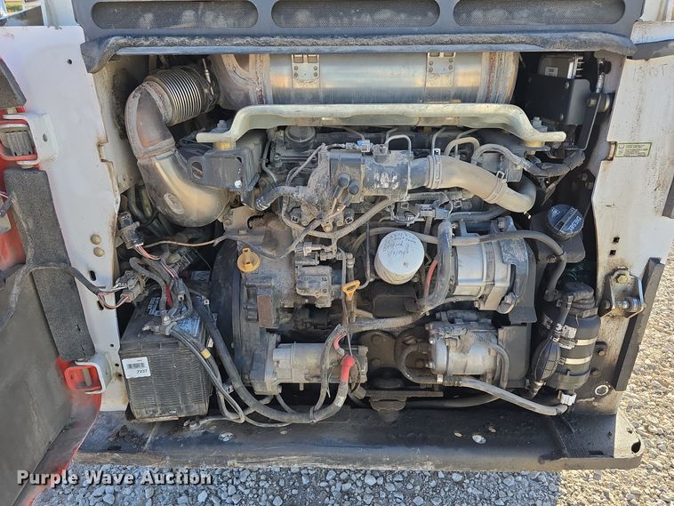 image for item DO5529 2016 Bobcat S750 skid steer loader