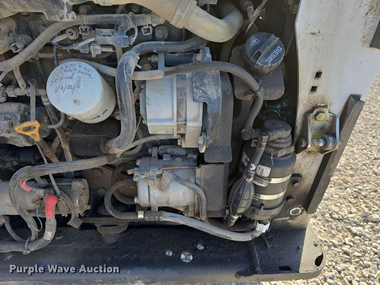 image for item DO5529 2016 Bobcat S750 skid steer loader