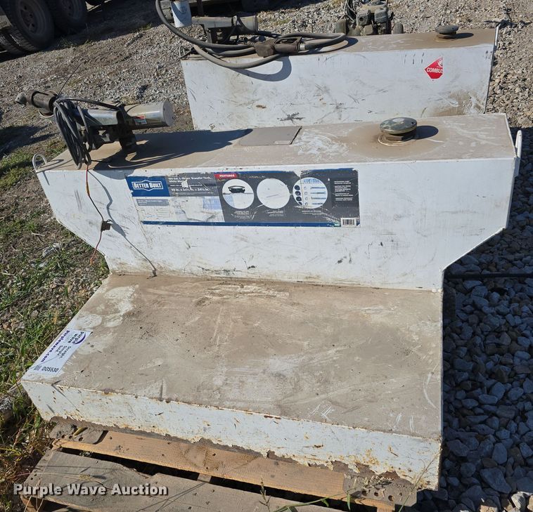 image for item DO5530 (2) auxiliary fuel tanks