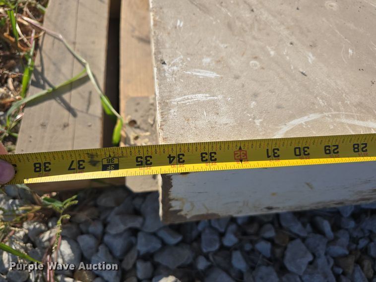 image for item DO5530 (2) auxiliary fuel tanks