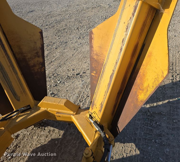 image for item DO5532 Dutchmaster Nurseries 480 1 skid steer tree spade