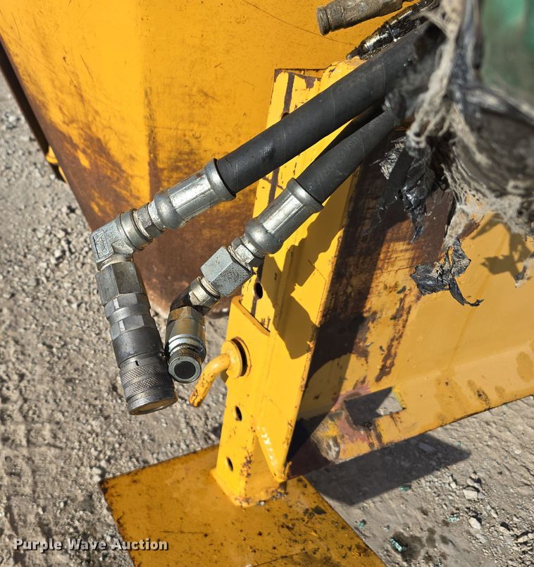 image for item DO5532 Dutchmaster Nurseries 480 1 skid steer tree spade