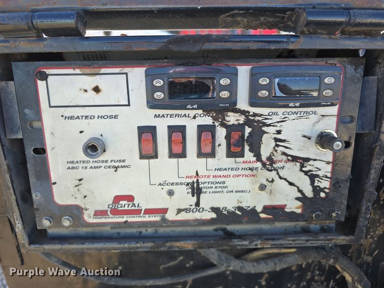 image for item DO5533 CimLine 110 melter applicator