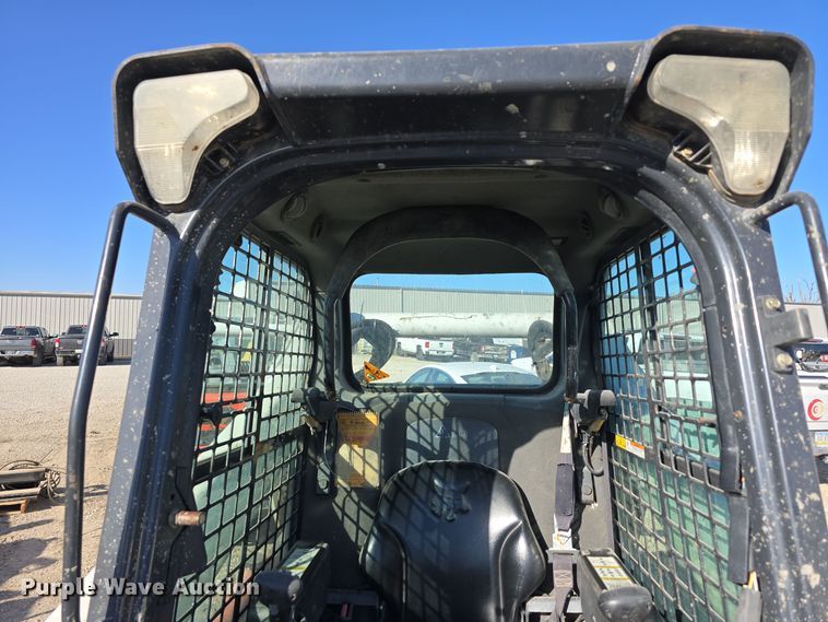 image for item DO5534 2015 Bobcat T650 tracked skid steer loader