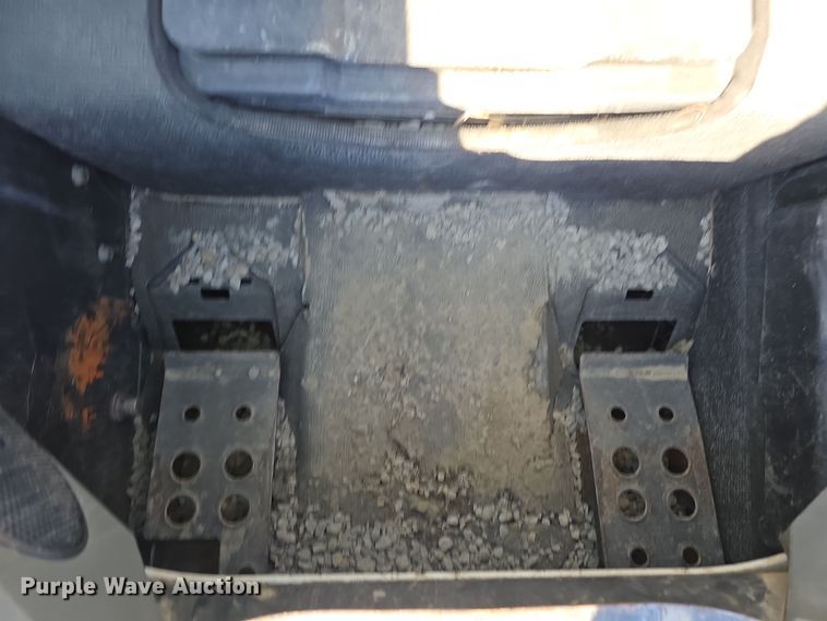 image for item DO5534 2015 Bobcat T650 tracked skid steer loader