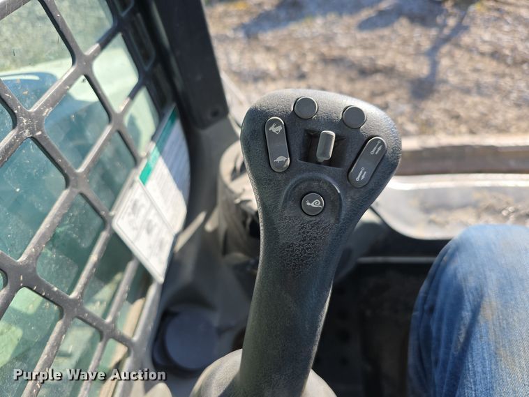 image for item DO5534 2015 Bobcat T650 tracked skid steer loader