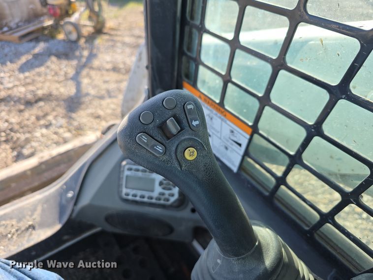 image for item DO5534 2015 Bobcat T650 tracked skid steer loader